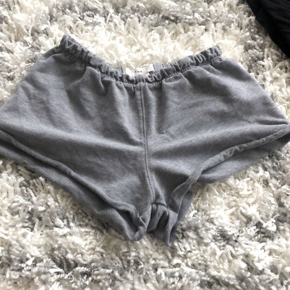 TNA Sweat Shorts - Picture 1 of 2